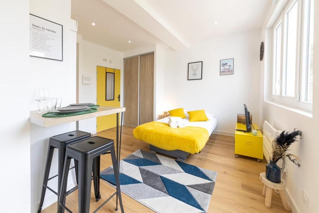 Ferienwohnung Le Yellow, Studio Renove, Tout Confort, Jardin Saint-Jacques-de-la-Lande Exterior foto